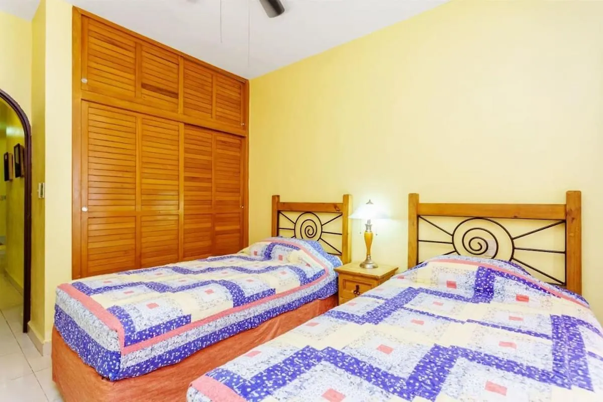 Perfect Villa With Pool Access And Close To The Beach Playa del Carmen